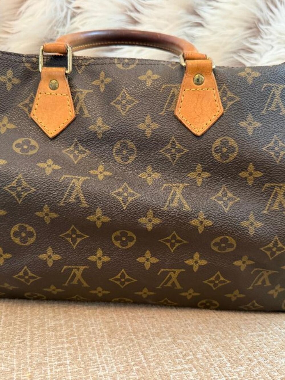 Louis Vuitton Speedy 35 Lock and Key - Picture 7 of 11